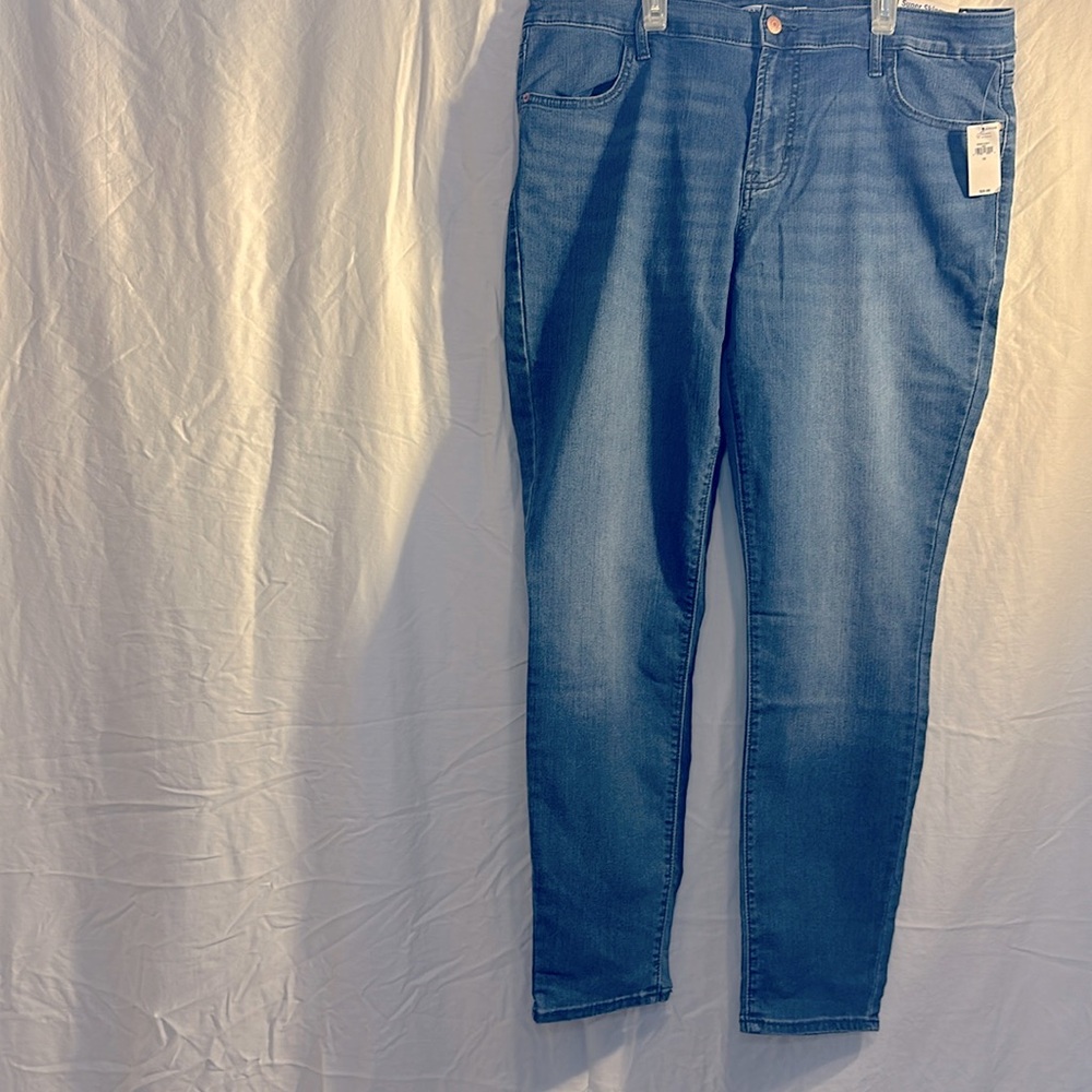 Size 16 Old Navy jeans